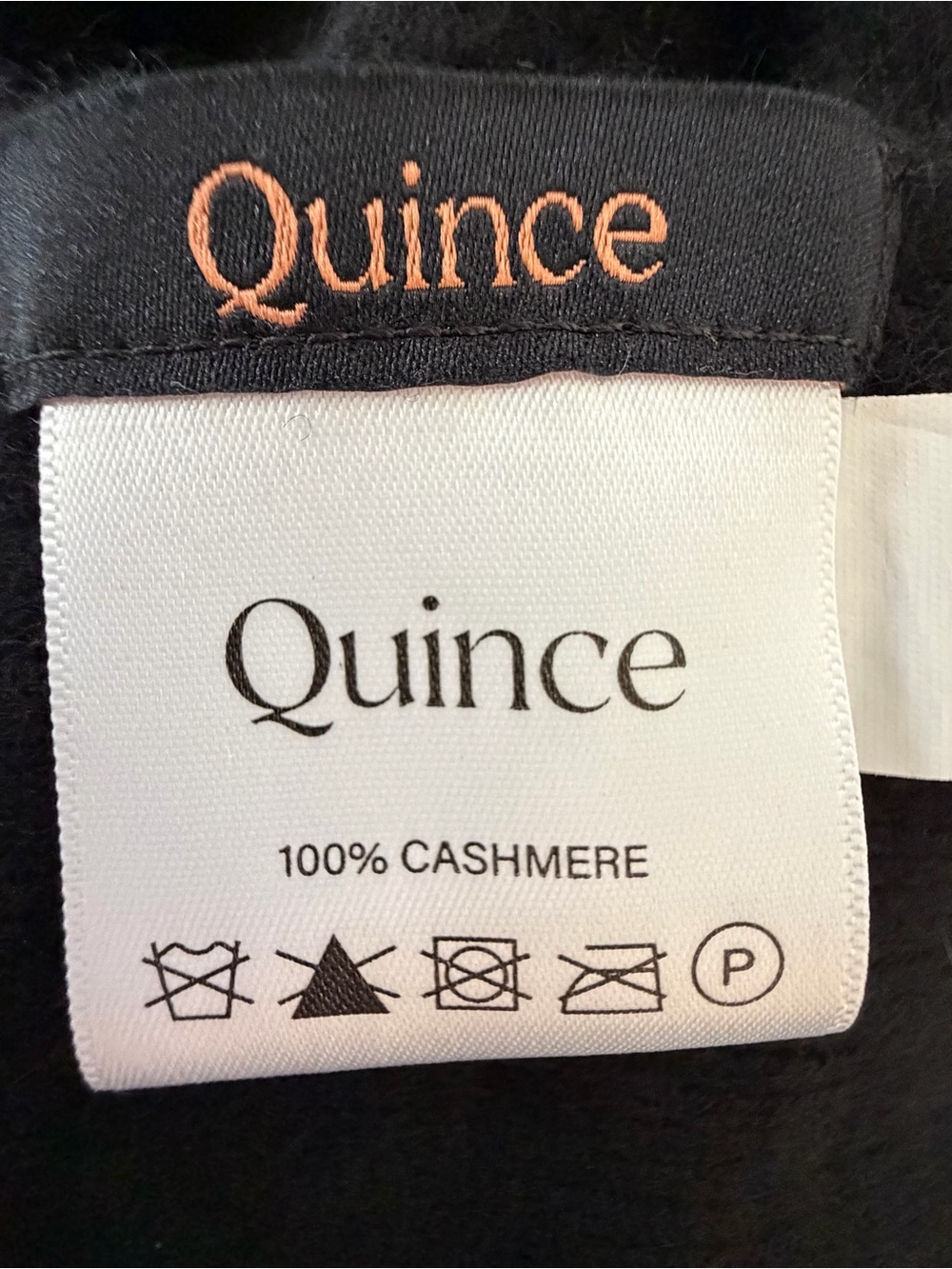 QUINCE LONG CASHMERE BLACK SCARF - Picture 5 of 6